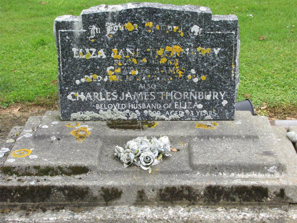 Photo of headstones/Charles James Thornbury d 1999 hdstn Invercargill